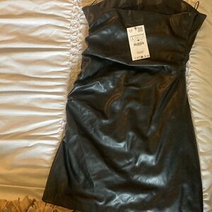Zara NEW black faux leather mini dress size large ruching on the sides.